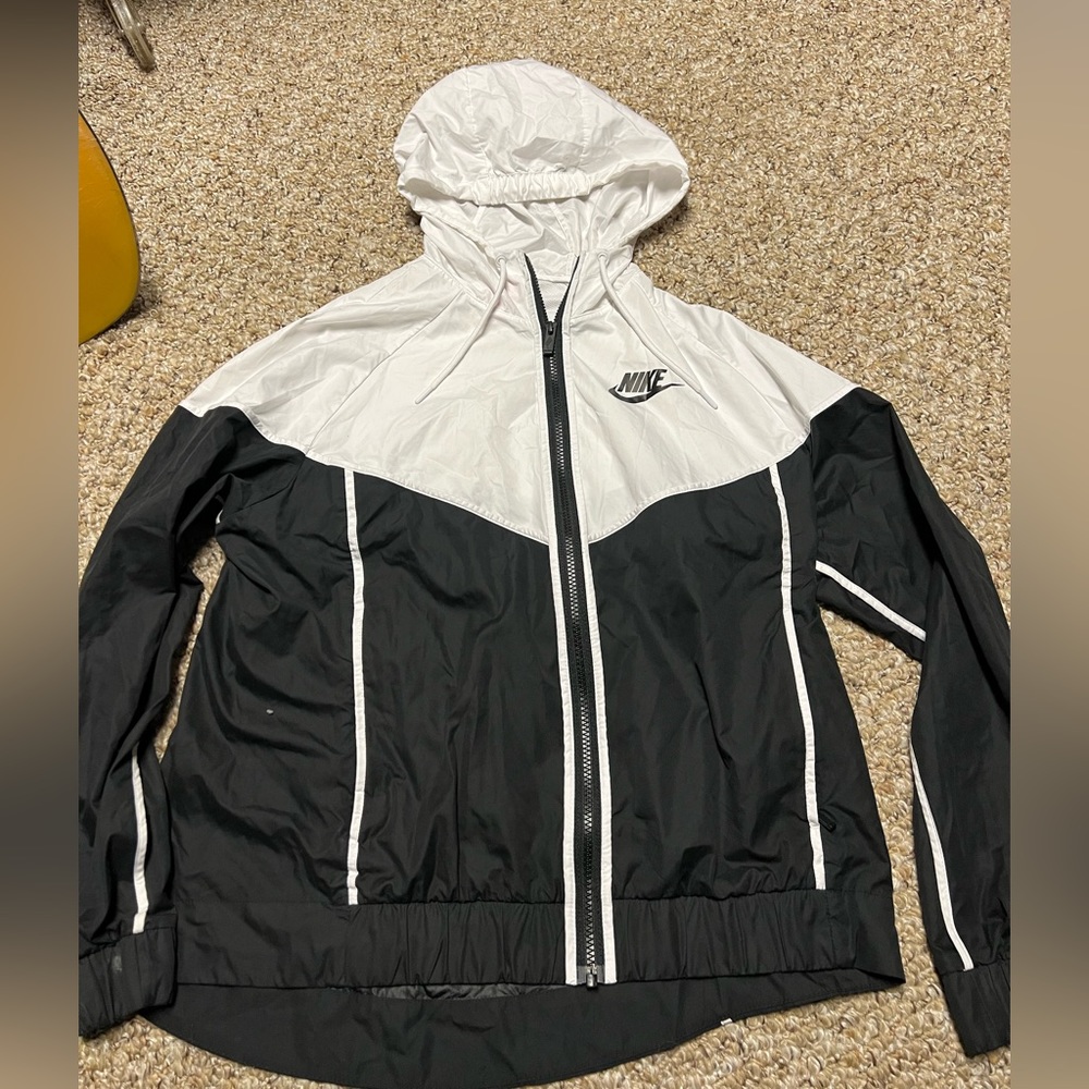 large black and white nike windbreaker